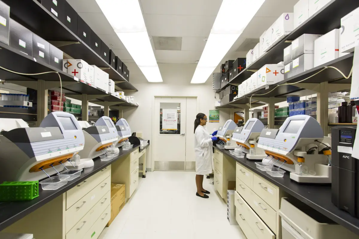 Accredited laboratory processing samples